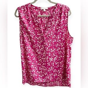 Chaus Sleeveless fuchsia and white v-neck top in size large. Like new.